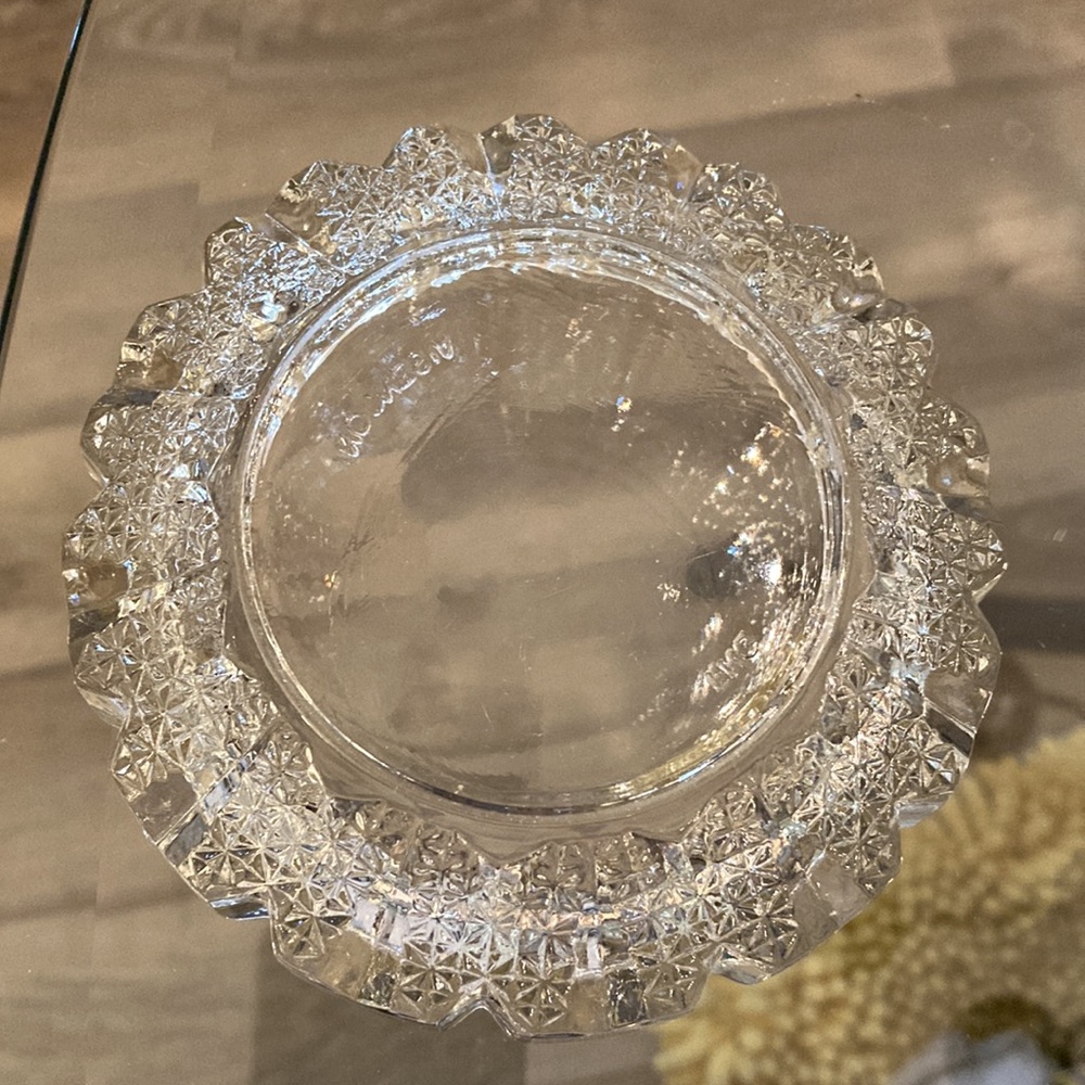 Vintage Round Crystal Ash Tray FBG Indonesia 4 1/2” - Picture 4 of 6